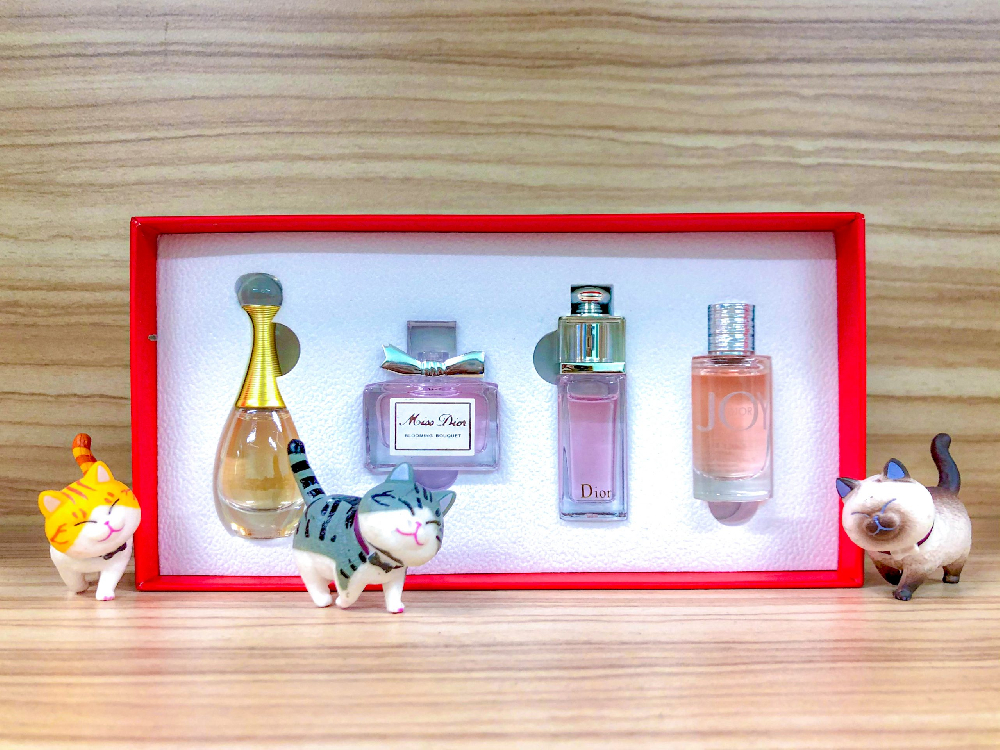 Set Nước hoa nữ hiệu Dior Mini 4x5ml